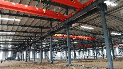 蔚藍鋼構百科：在什么情況下鋼結構廠房要做加固處理