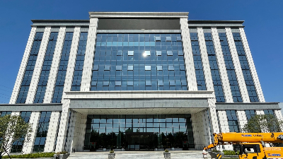 蔚藍鋼構百科：鋼結構辦公樓的優勢——高效、美觀、環保