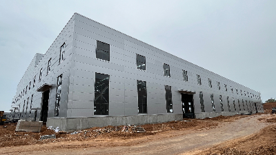 蔚藍鋼構百科：對于鋼結構倉庫和混凝土建筑，企業要如何選擇
