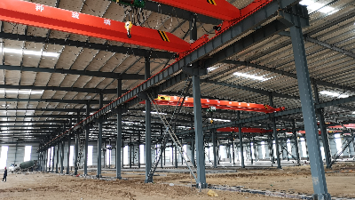 蔚藍鋼構百科：建造鋼結構廠房時要如何計算行車噸數
