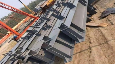 蔚藍行業百科：廠房鋼結構組成部分及構件特性